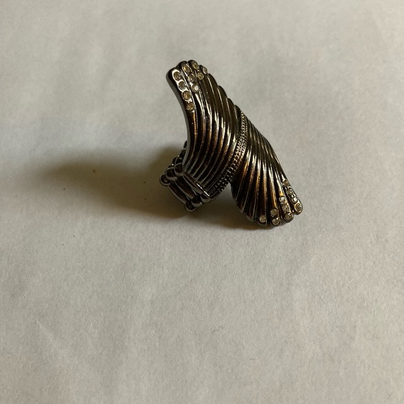 Unique design,costume ring - Picture 5 of 8